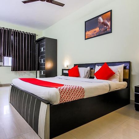 Oyo 24761 All Seasons Guest House 마드가온 외부 사진