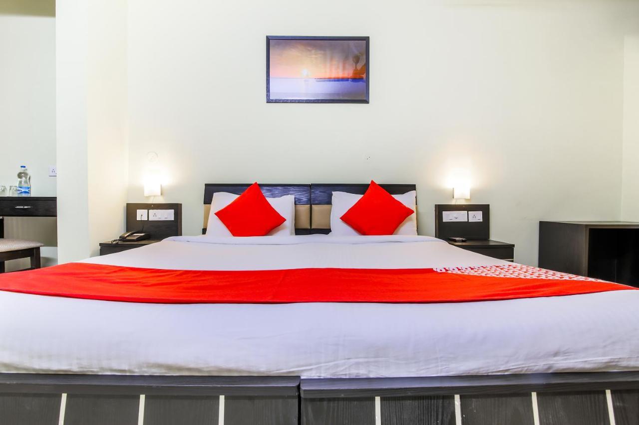 Oyo 24761 All Seasons Guest House 마드가온 외부 사진