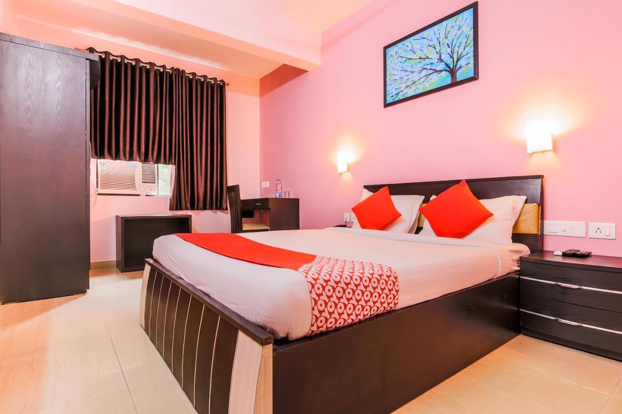 Oyo 24761 All Seasons Guest House 마드가온 외부 사진