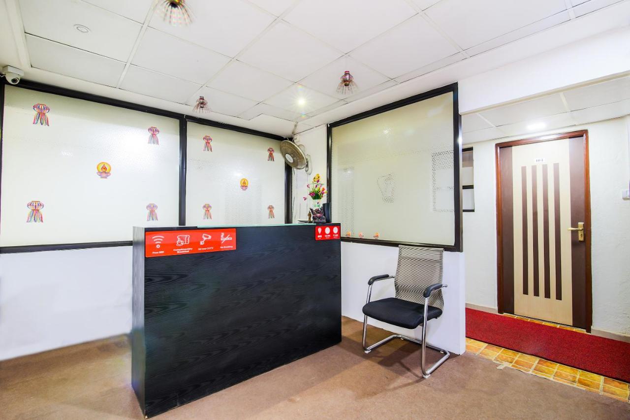 Oyo 24761 All Seasons Guest House 마드가온 외부 사진