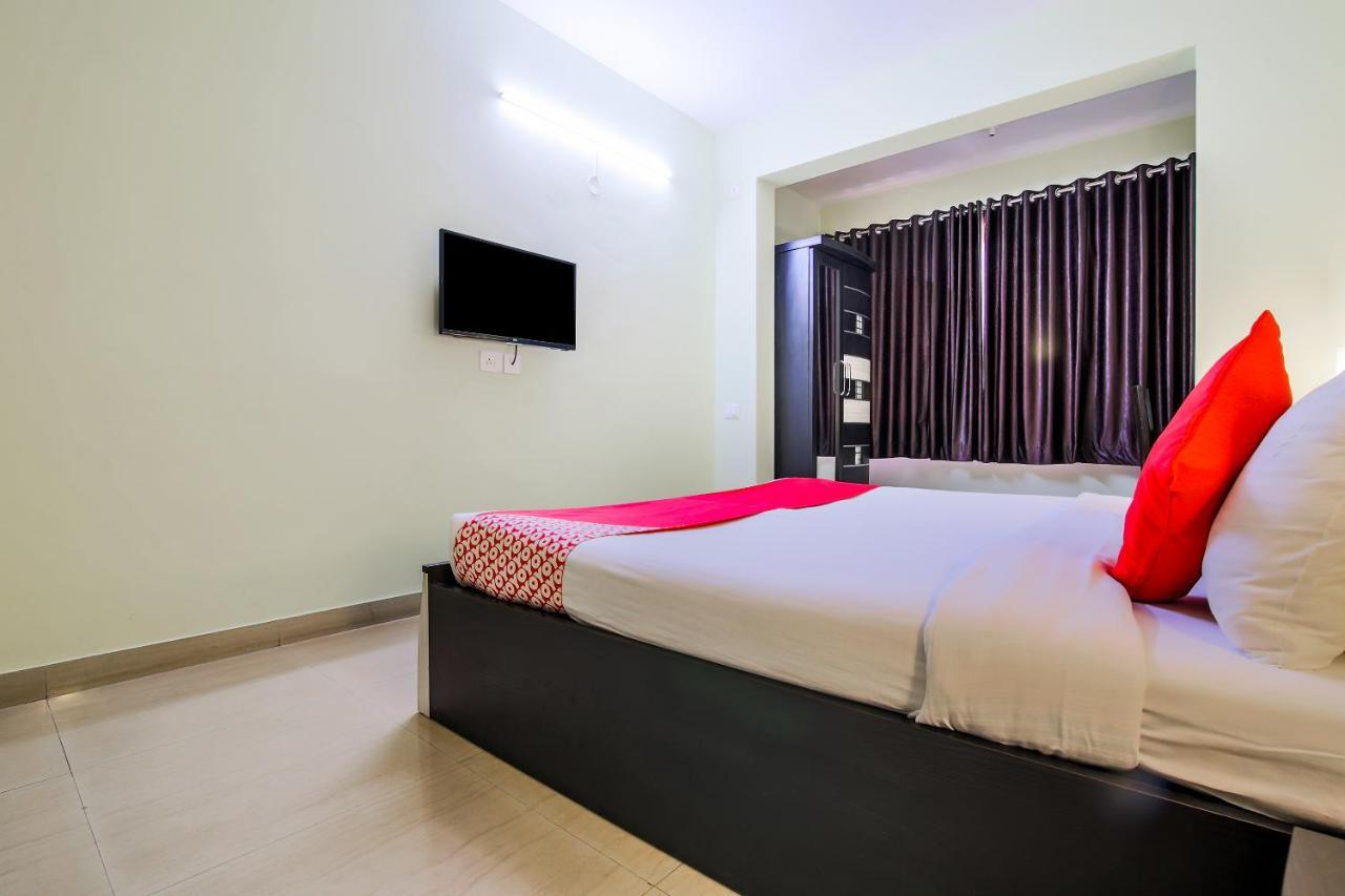 Oyo 24761 All Seasons Guest House 마드가온 외부 사진