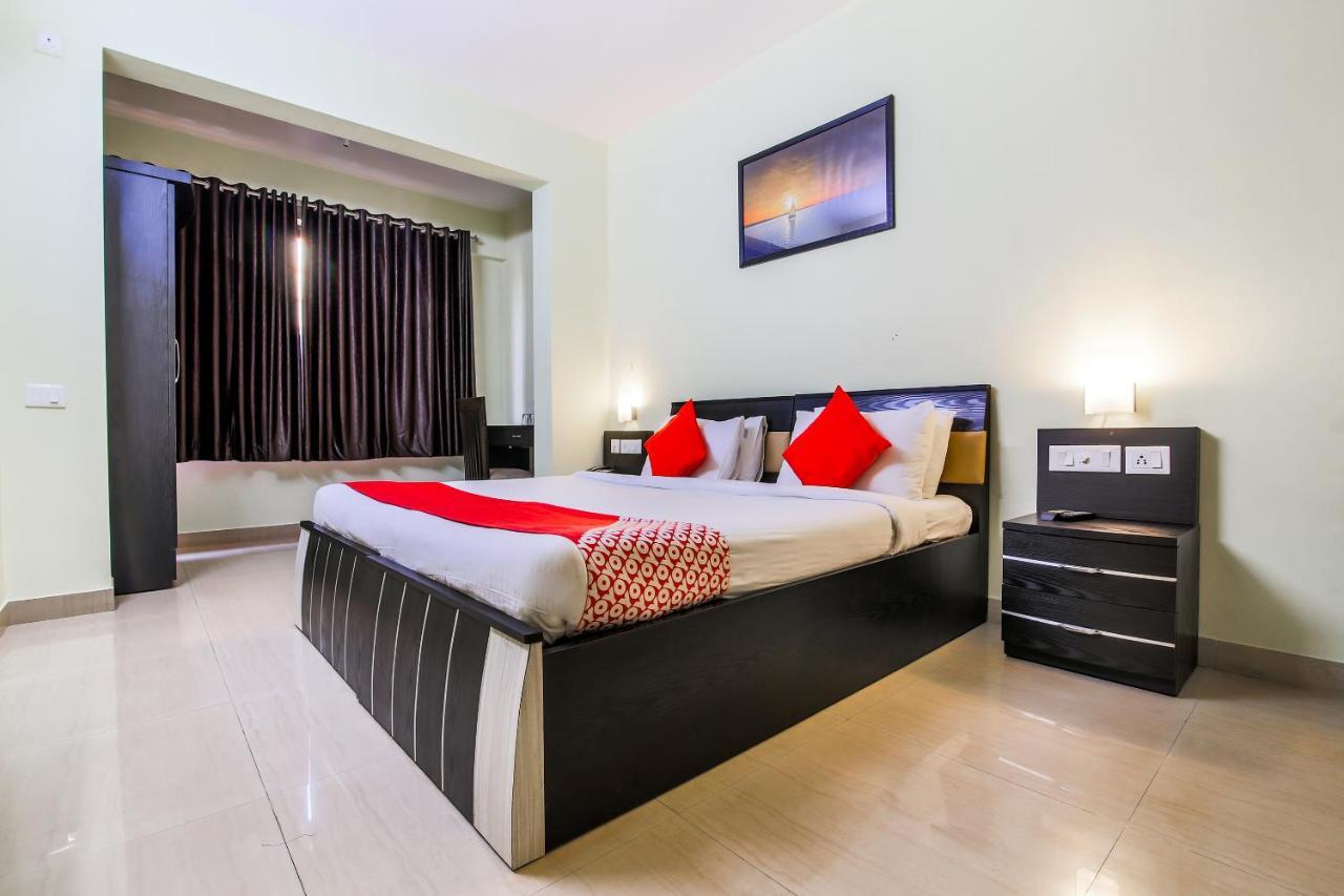Oyo 24761 All Seasons Guest House 마드가온 외부 사진